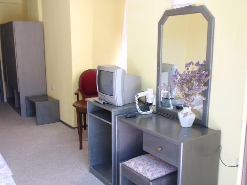 Verano Beach Hotel إتْشميلير الغرفة الصورة