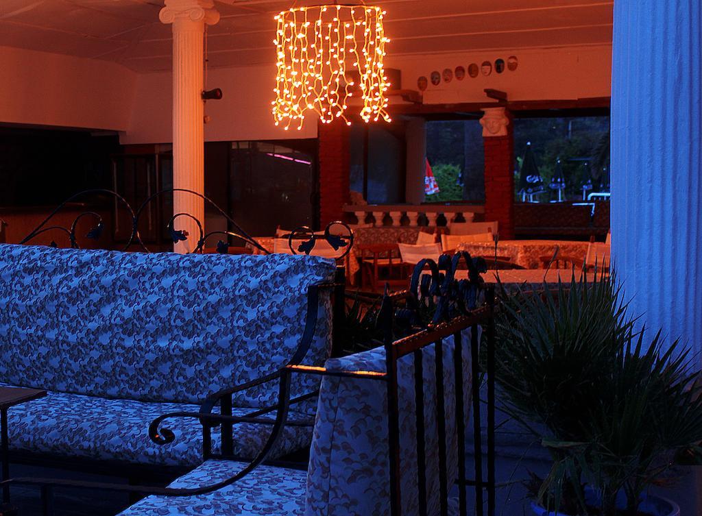 Verano Beach Hotel إتْشميلير المظهر الخارجي الصورة