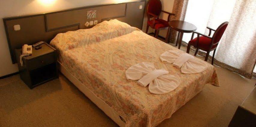 Verano Beach Hotel إتْشميلير المظهر الخارجي الصورة