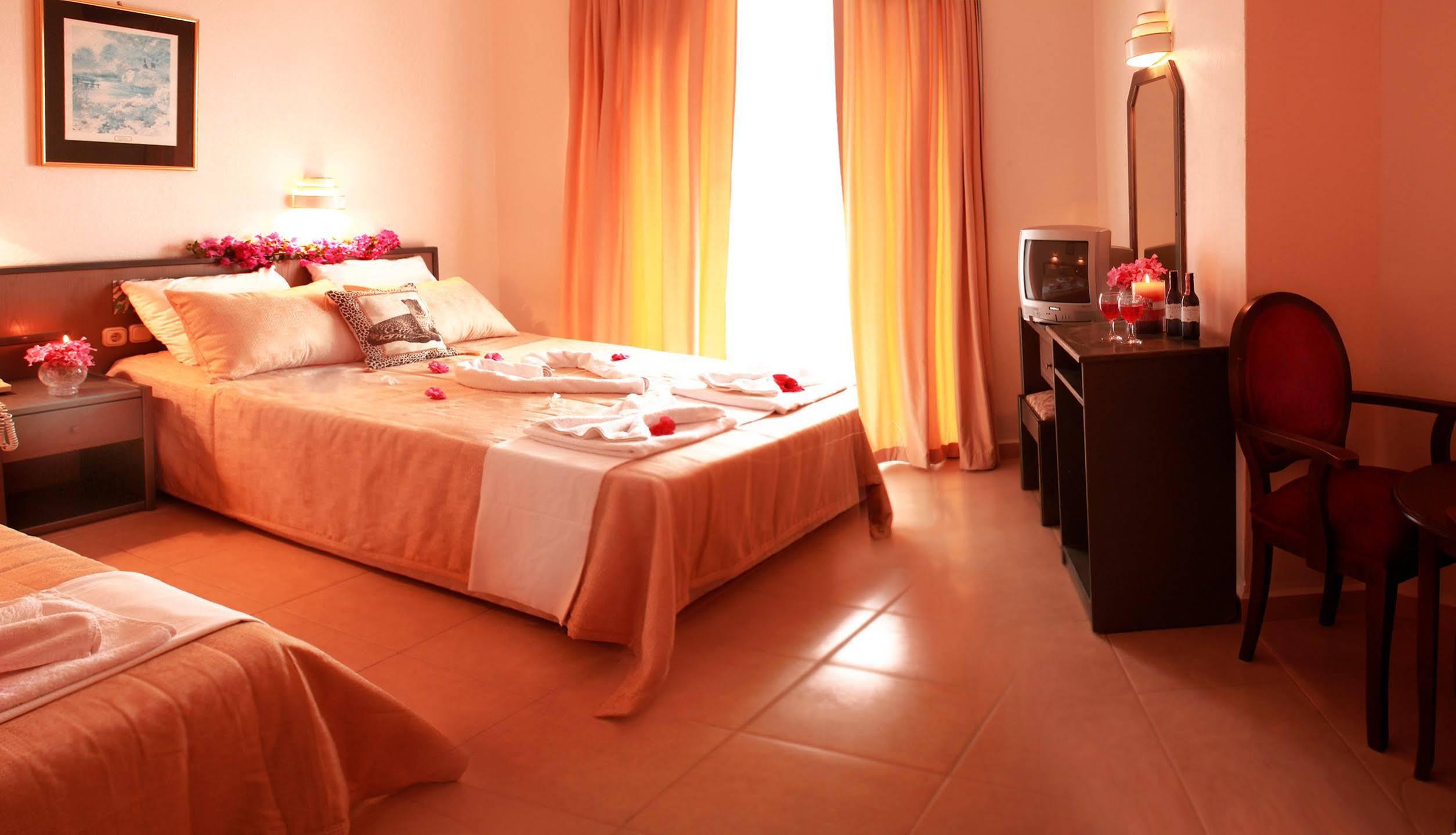Verano Beach Hotel إتْشميلير المظهر الخارجي الصورة